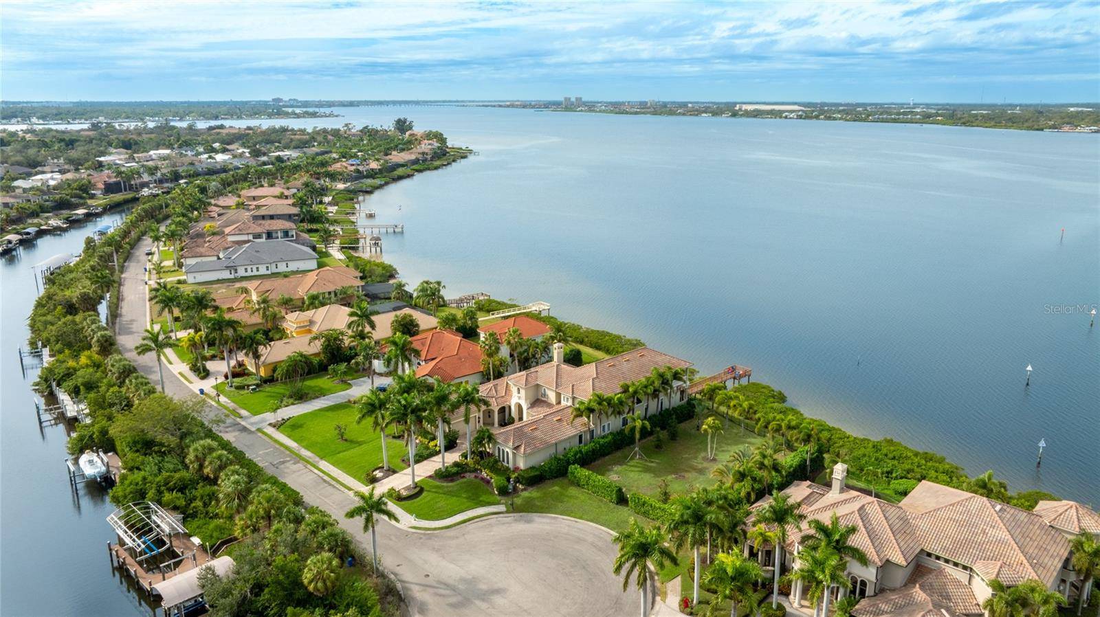 4223 HAWK ISLAND DRIVE, Bradenton, FL 34208