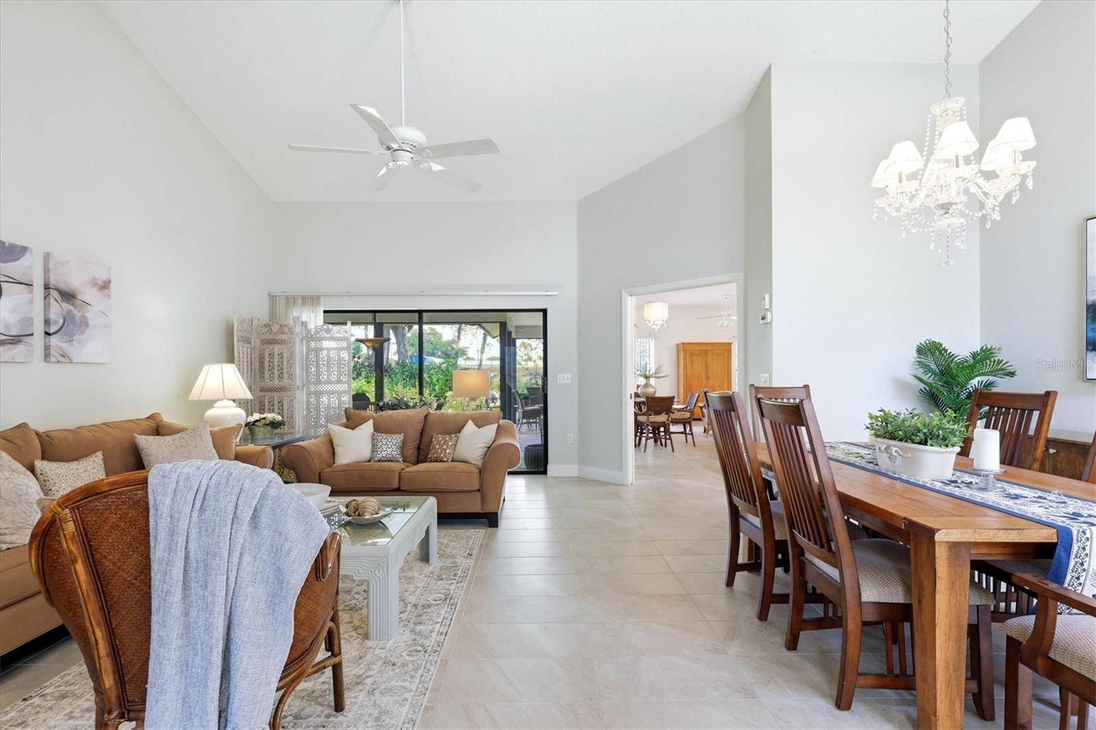 216 CARRIAGE HOUSE LN #216, Nokomis, FL 34275