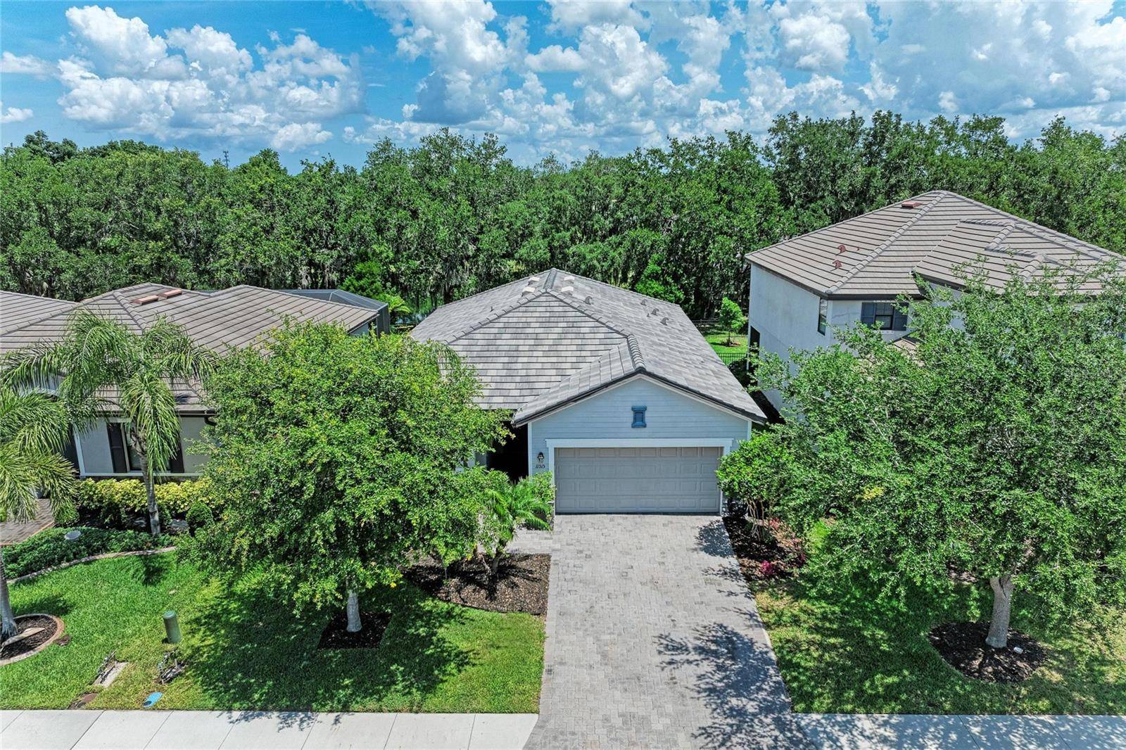 11515 SWEETGRASS DR, Bradenton, FL 34212