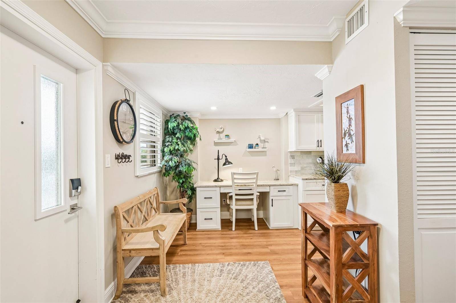 5760 MIDNIGHT PASS RD ##209D, Sarasota, FL 34242