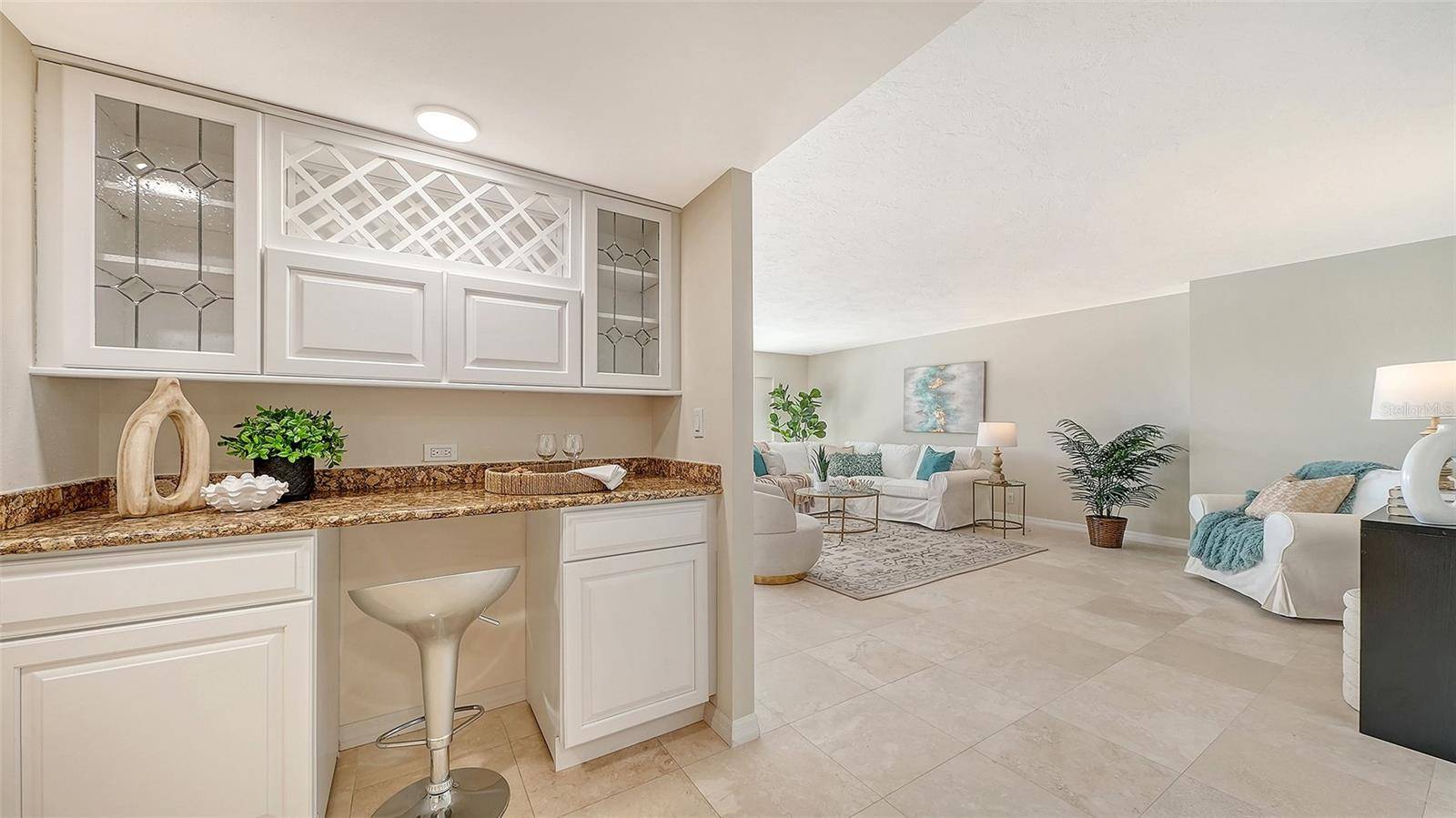 1750 BENJAMIN FRANKLIN DR #5F, Sarasota, FL 34236