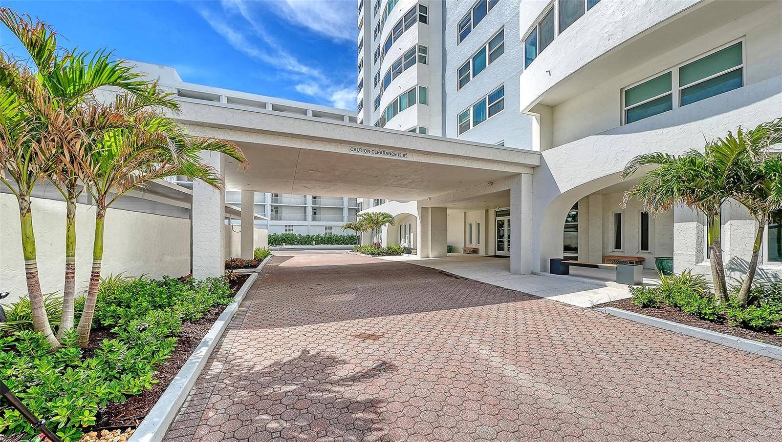 1750 BENJAMIN FRANKLIN DR #5F, Sarasota, FL 34236