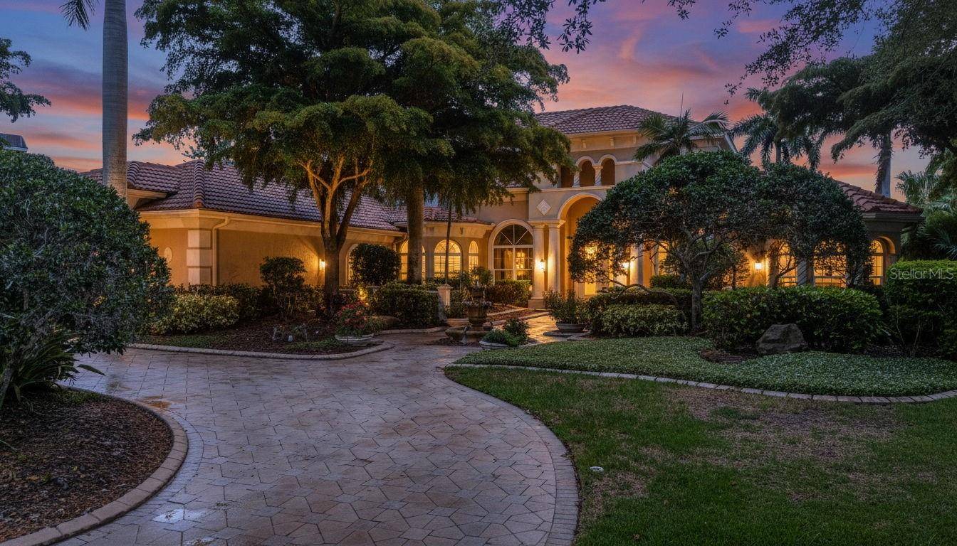 7004 PORTMARNOCK PL, Lakewood Ranch, FL 34202