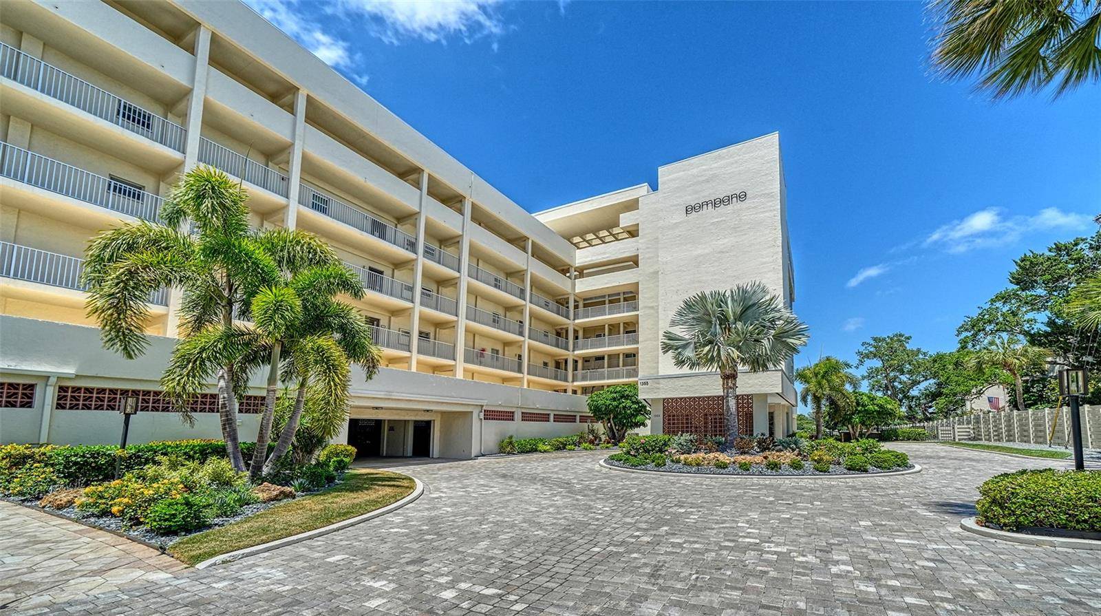 1355 S PORTOFINO DR #103, Sarasota, FL 34242