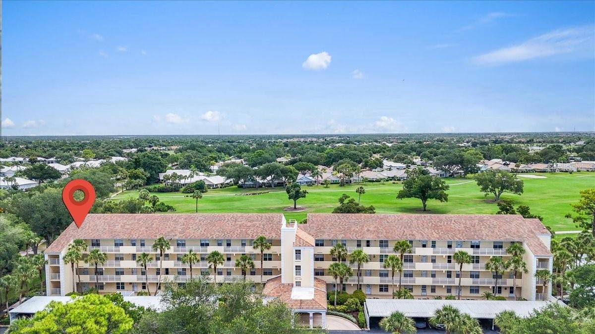 1040 WEXFORD BLVD #1040, Venice, FL 34293