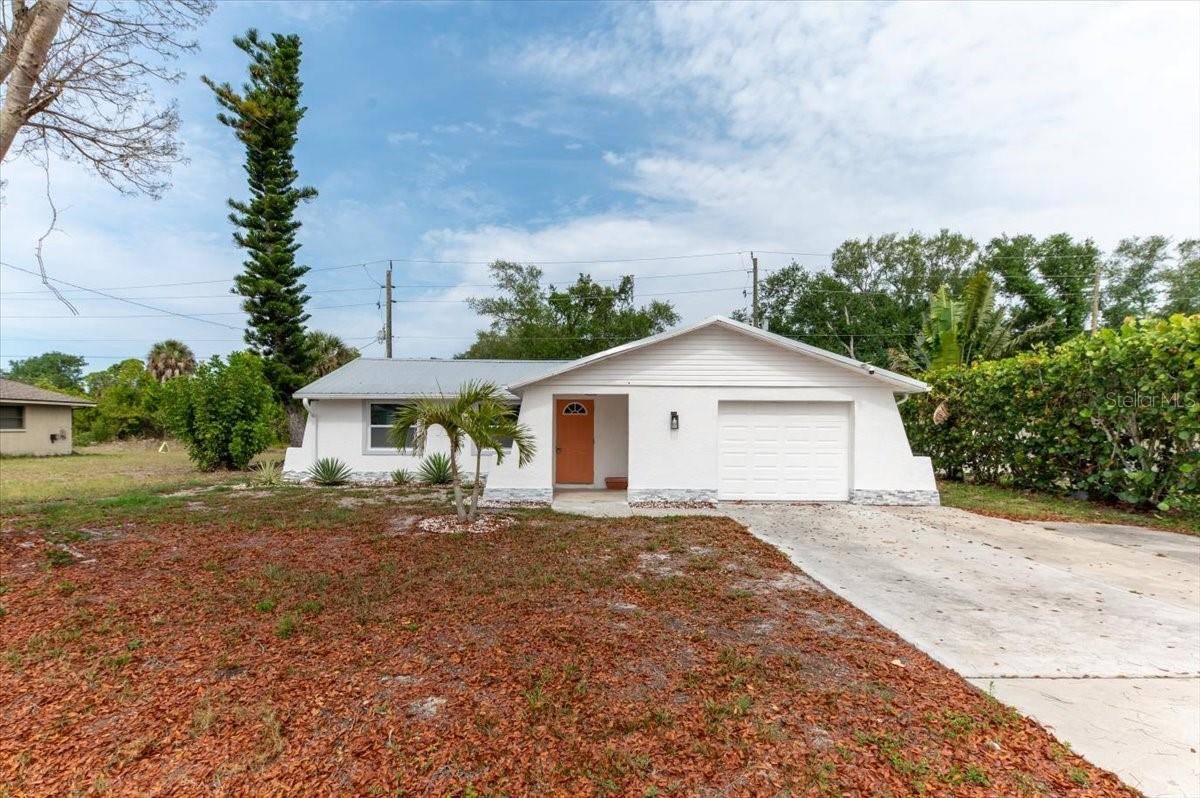 2580 SHAMROCK DR, Venice, FL 34293