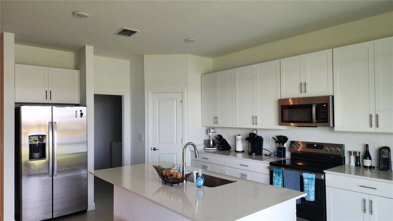 8146 SAINT KITTS CIR, Englewood, FL 34224