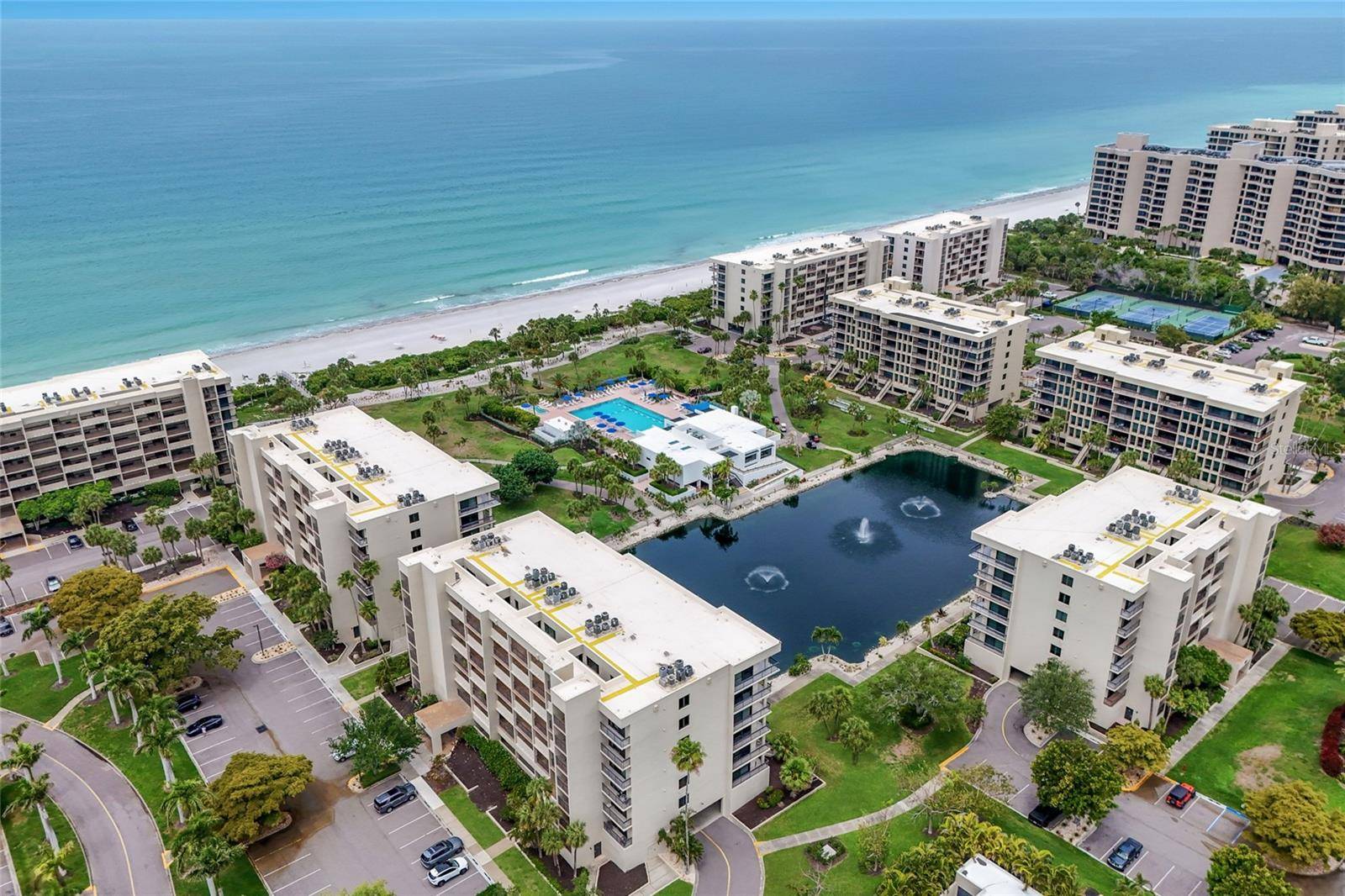 1095 GULF OF MEXICO DR #102, Longboat Key, FL 34228