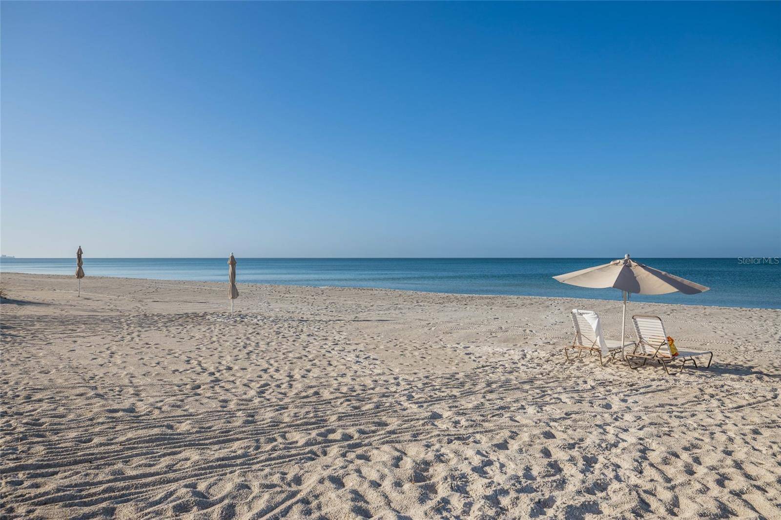 1095 GULF OF MEXICO DR #102, Longboat Key, FL 34228