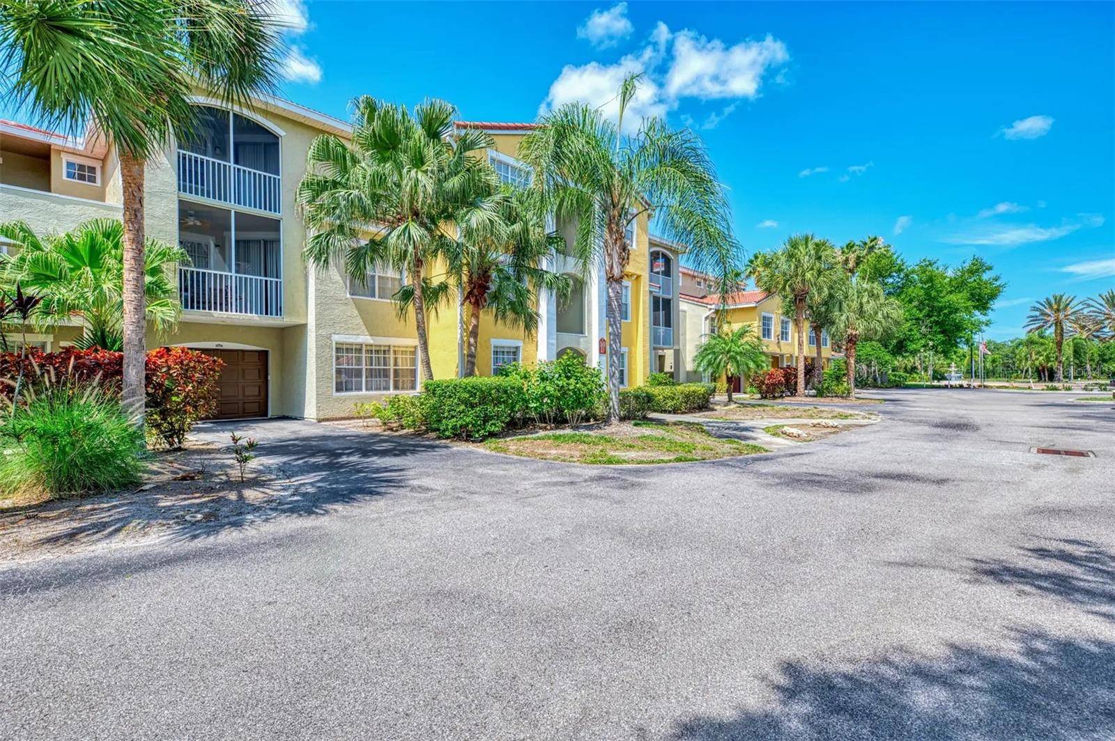 5450 BENTGRASS DR #5-111, Sarasota, FL 34235