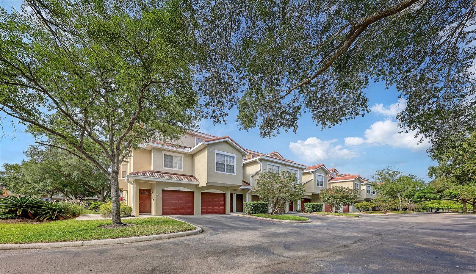 5001 BARALDI CIR #22-202, Sarasota, FL 34235