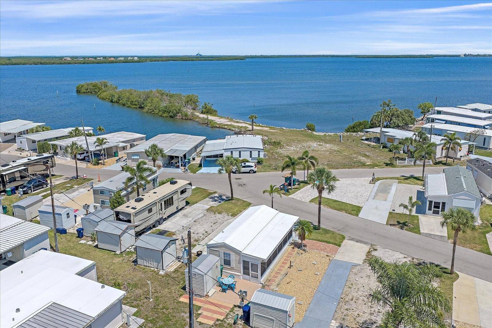 58 MONTEGO DR, Palmetto, FL 34221