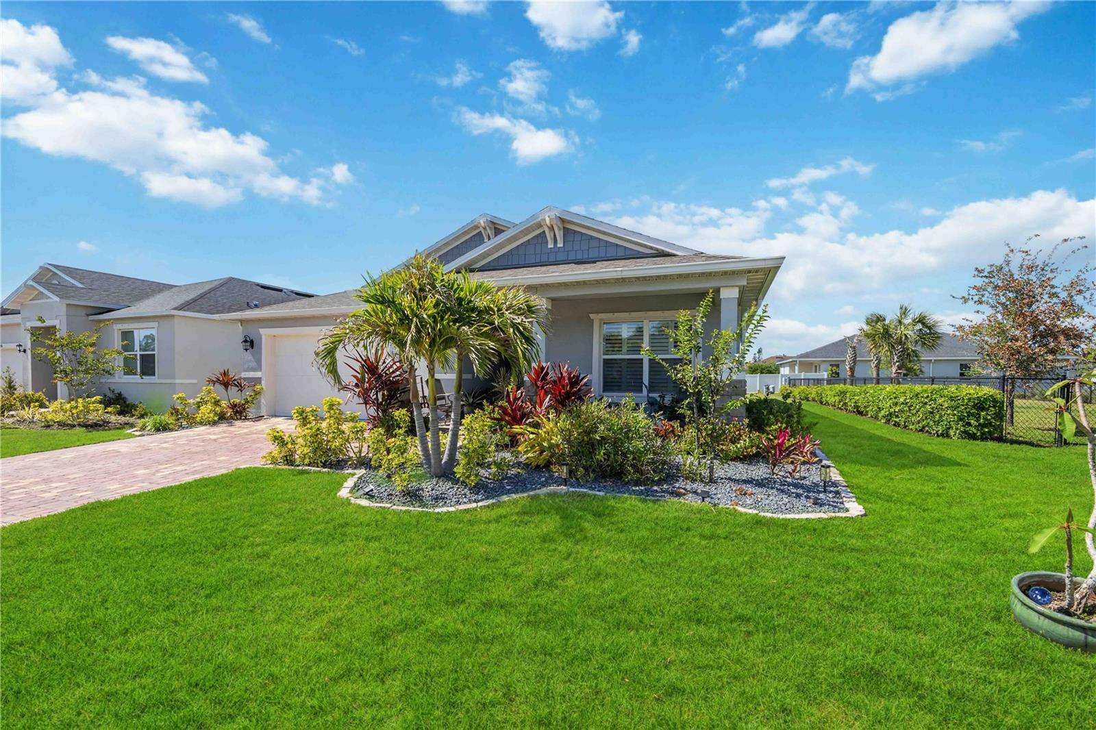 3576 74TH AVENUE CIR E, Sarasota, FL 34243