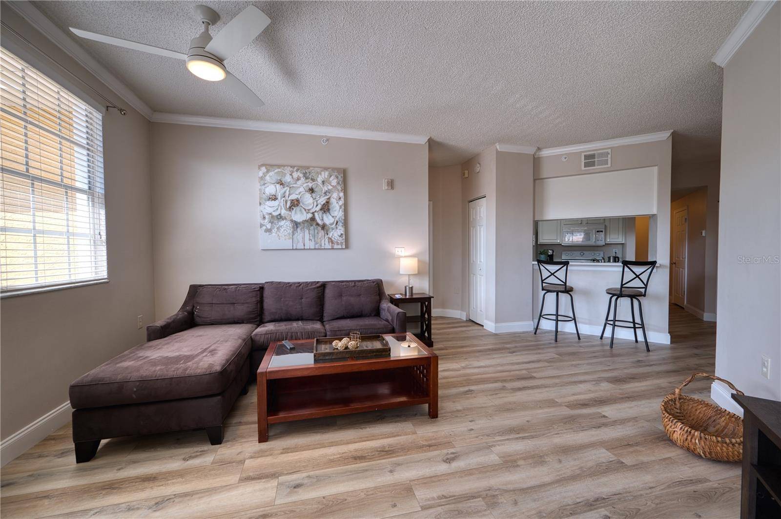 5551 BENTGRASS DR #11-303, Sarasota, FL 34235