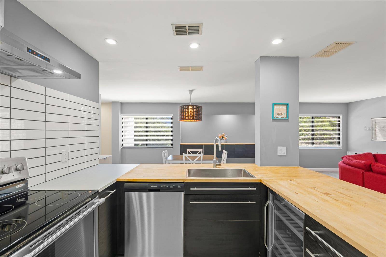 2746 ORCHID OAKS DR #301, Sarasota, FL 34239