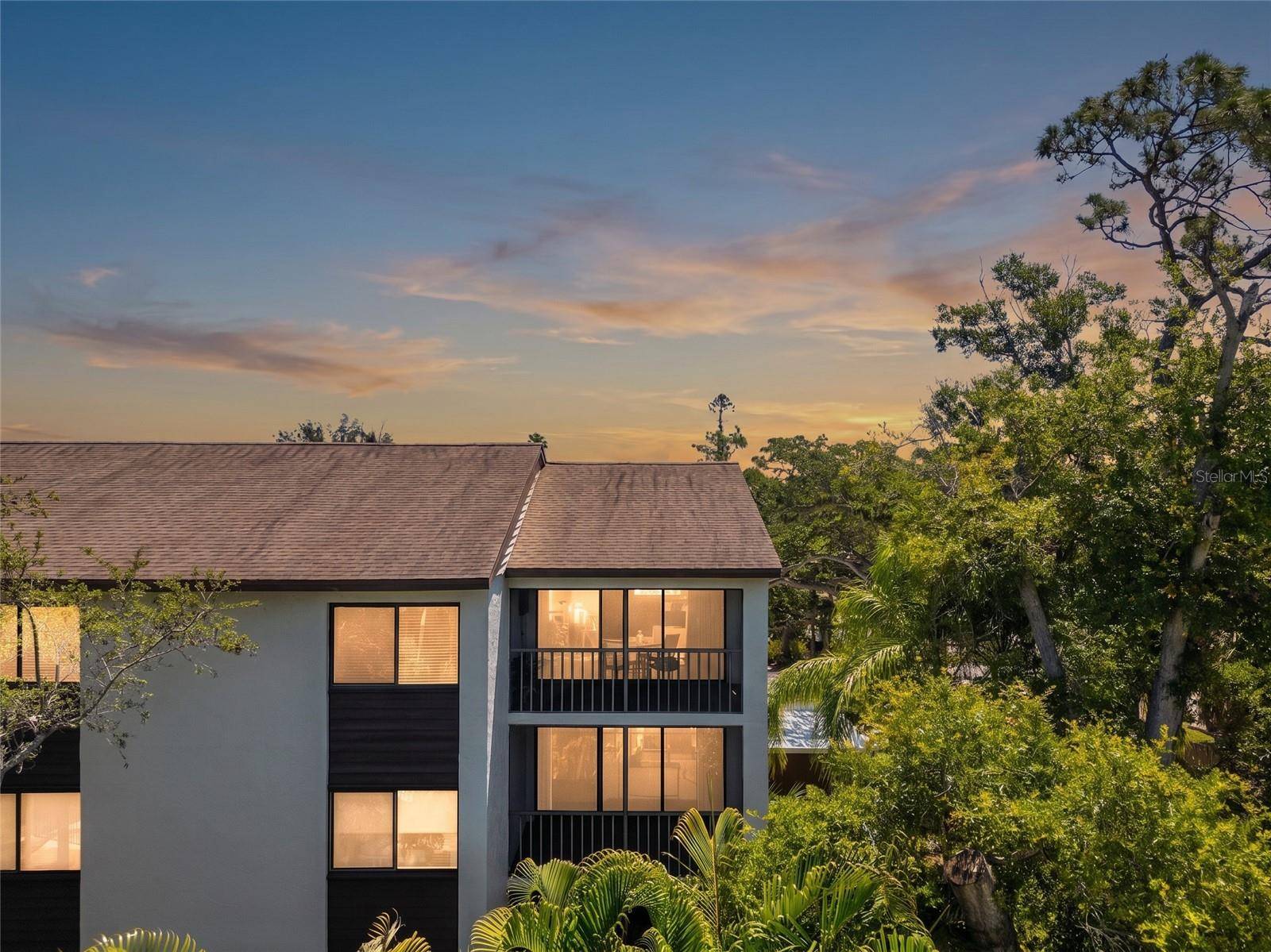 2746 ORCHID OAKS DR #301, Sarasota, FL 34239