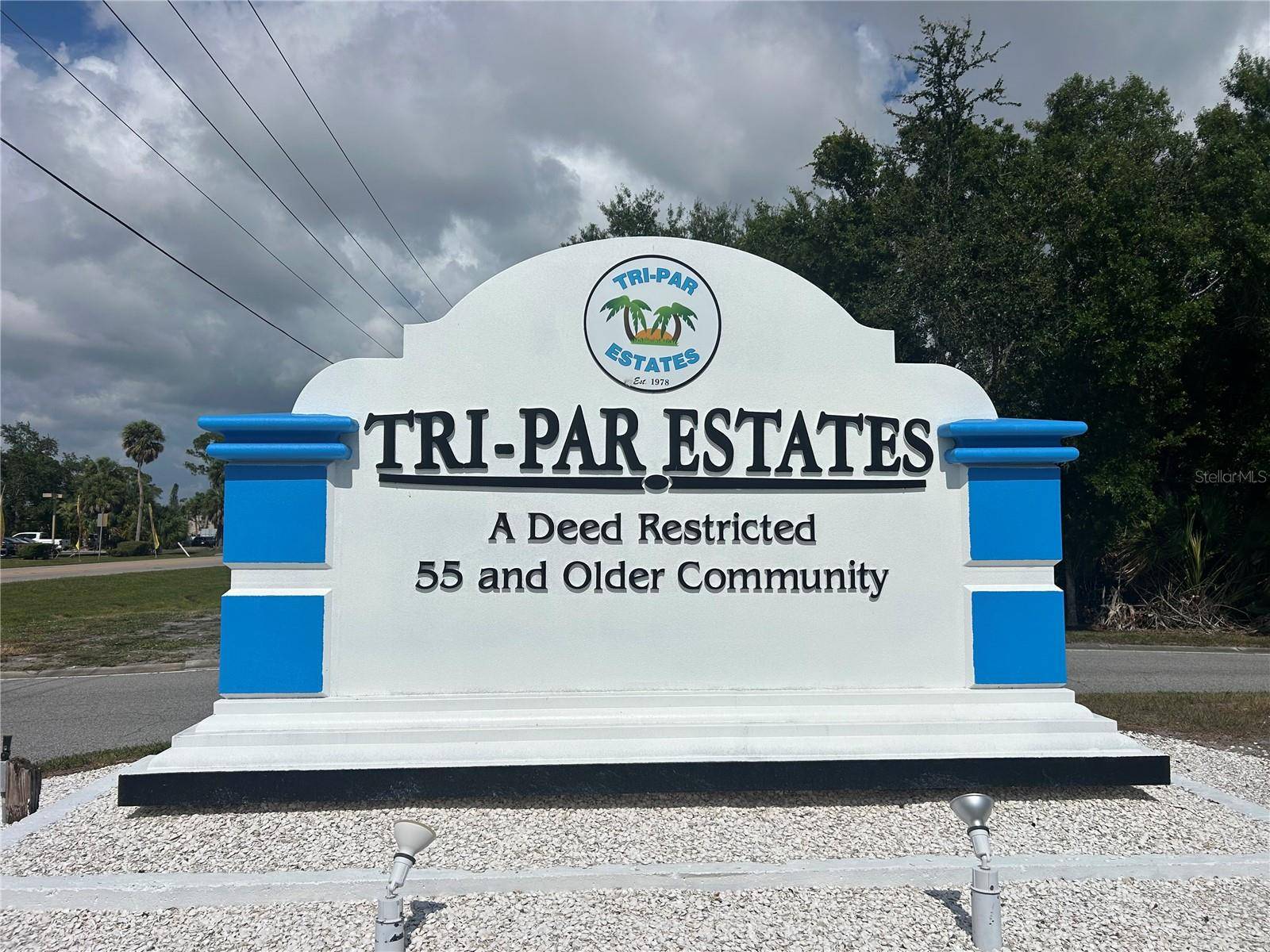 1792 MIDLOTHIAN ST, Sarasota, FL 34234