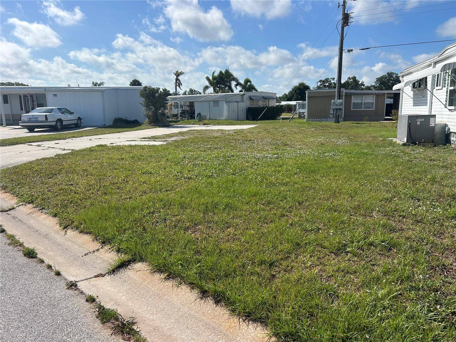 1792 MIDLOTHIAN ST, Sarasota, FL 34234