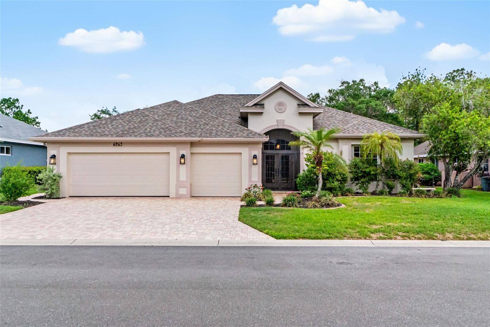 6263 AVENTURA DR, Sarasota, FL 34241