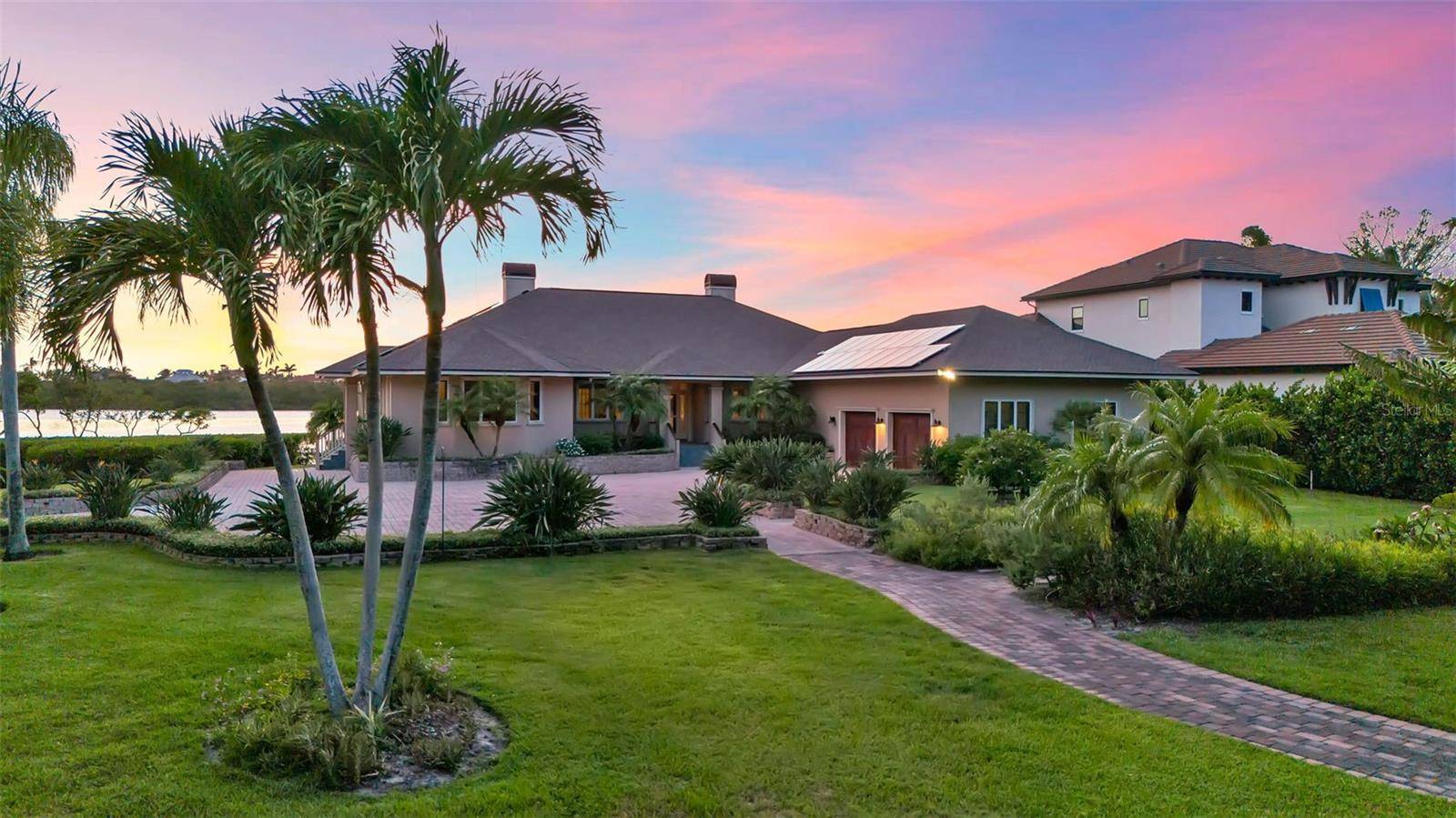 612 LAUREL RD W, Nokomis, FL 34275