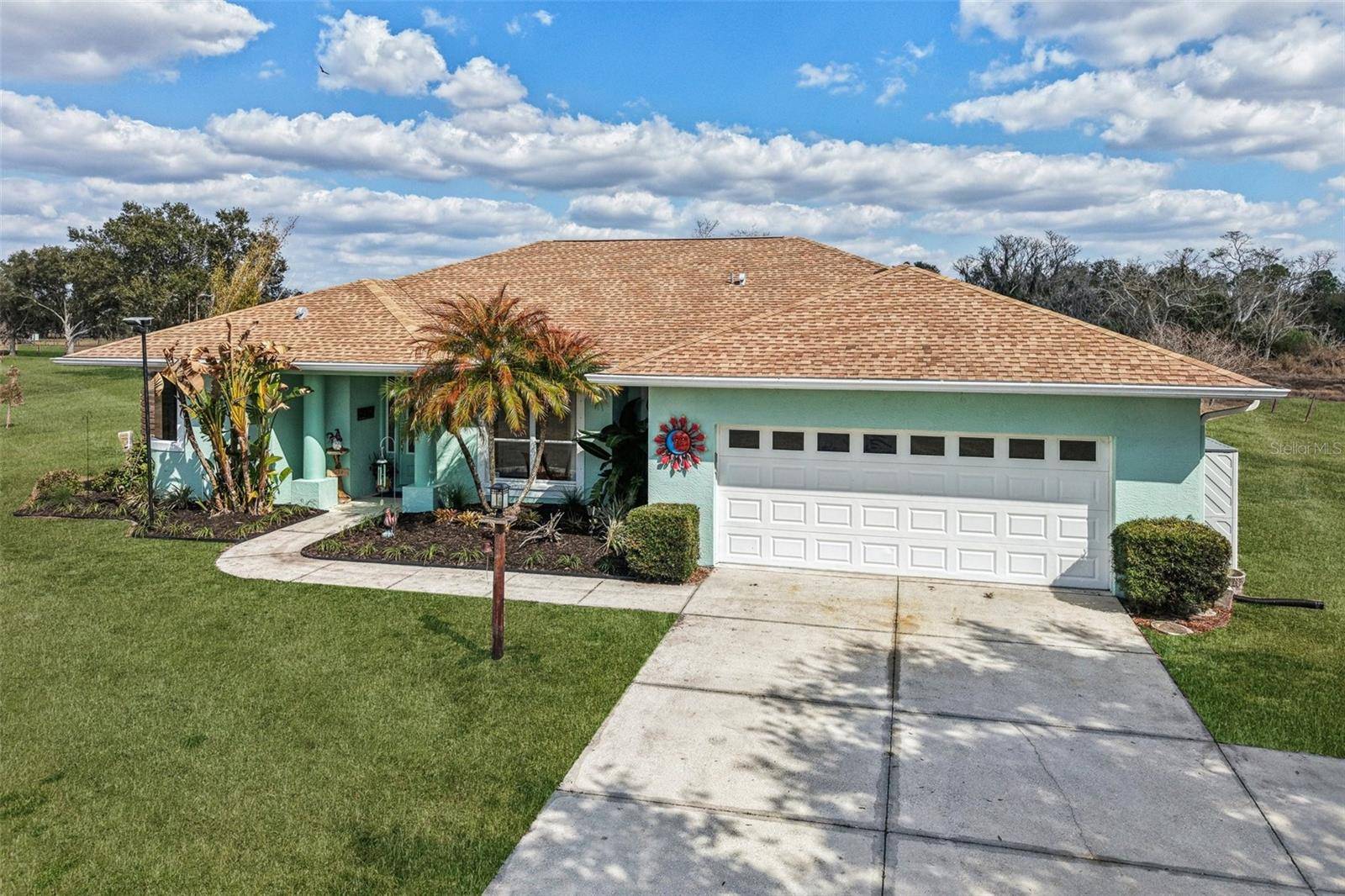 803 BEL AIR STAR Pkwy, Sarasota, FL 34240