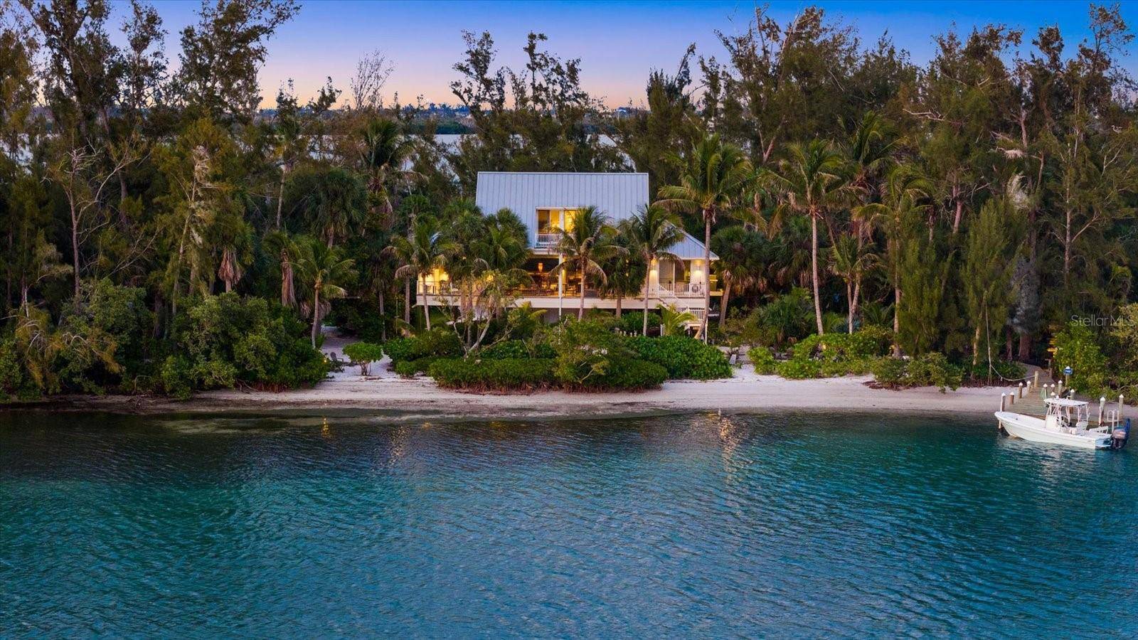 7143 LA LENAIRE DR, Longboat Key, FL 34228