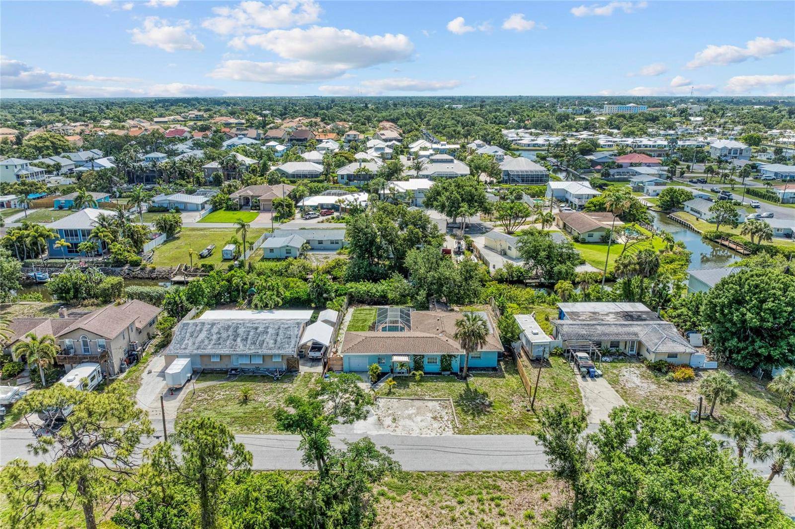 312 WINFIELD WAY, Nokomis, FL 34275