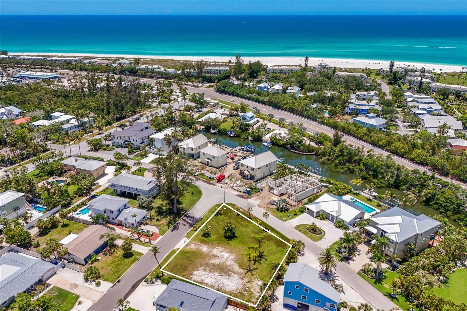 591 RUSSELL ST, Longboat Key, FL 34228