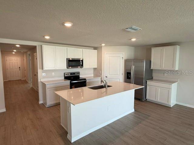 5731 SILVER MOONLIGHT DR, Palmetto, FL 34221