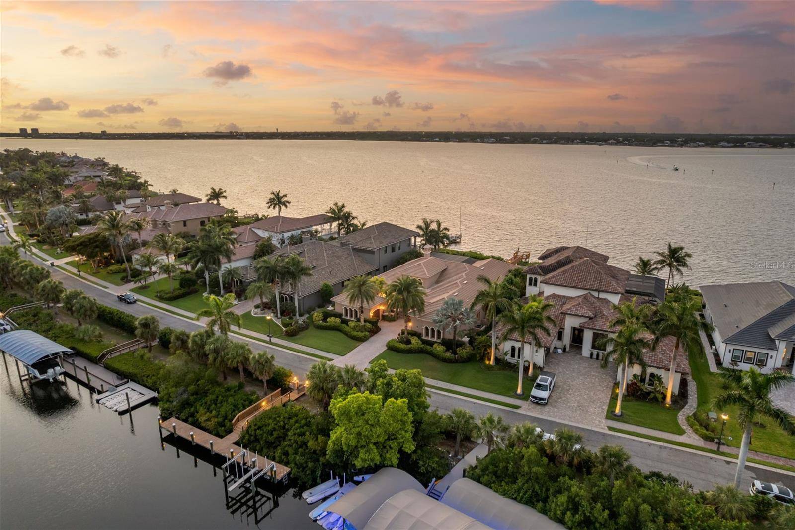 4015 HAWK ISLAND DR, Bradenton, FL 34208