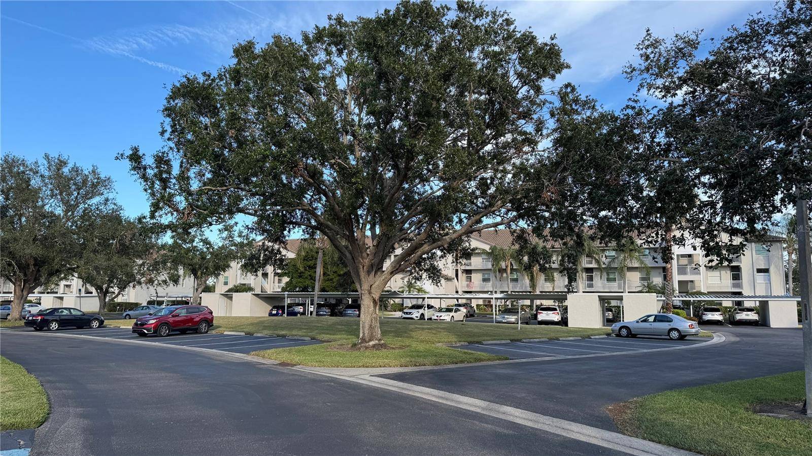 8735 OLDE HICKORY AVE #8306, Sarasota, FL 34238