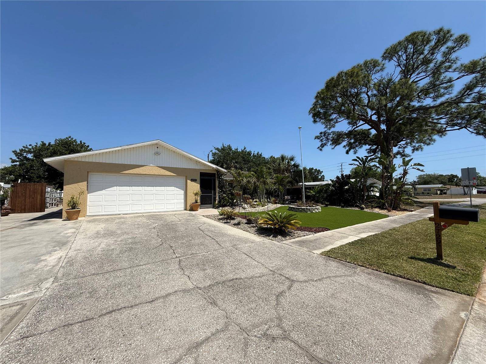 2729 NODOSA DRIVE, Sarasota, FL 34232