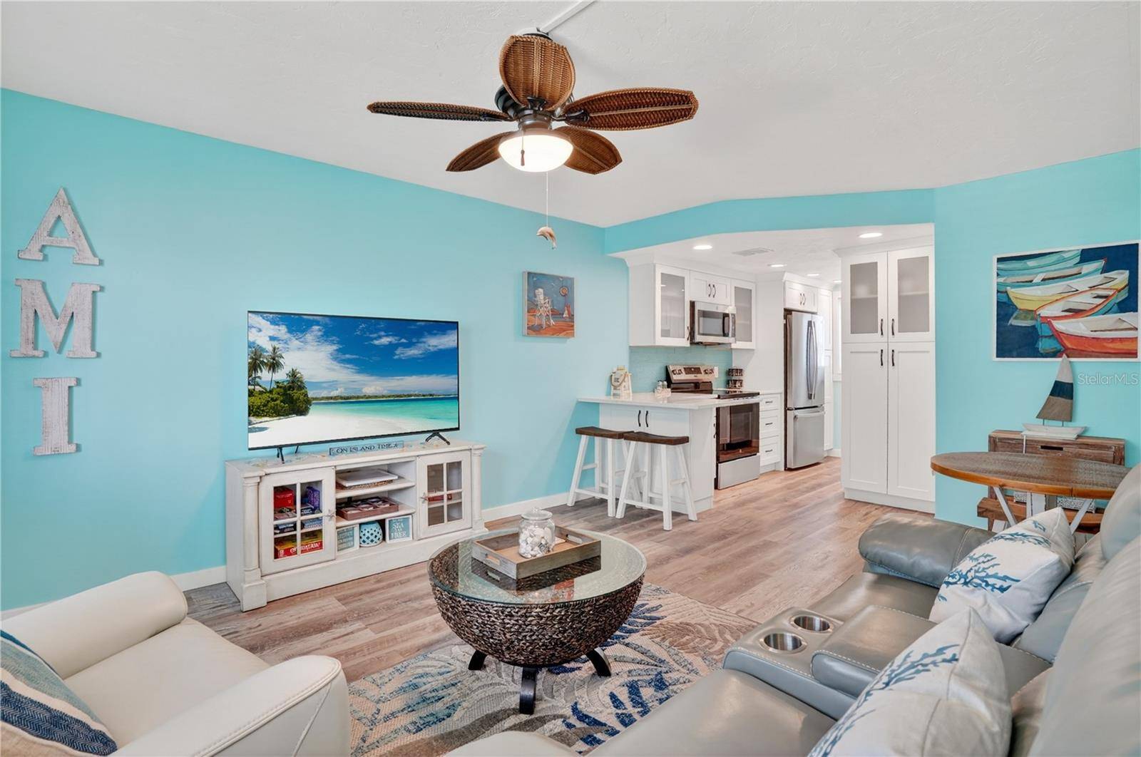 117 7TH ST N #2, Bradenton Beach, FL 34217