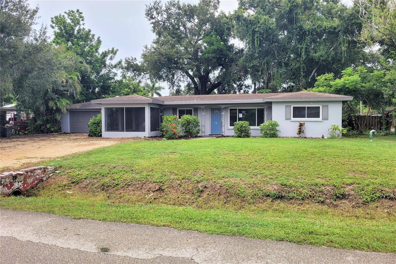 2928 BETTY DR, Sarasota, FL 34232