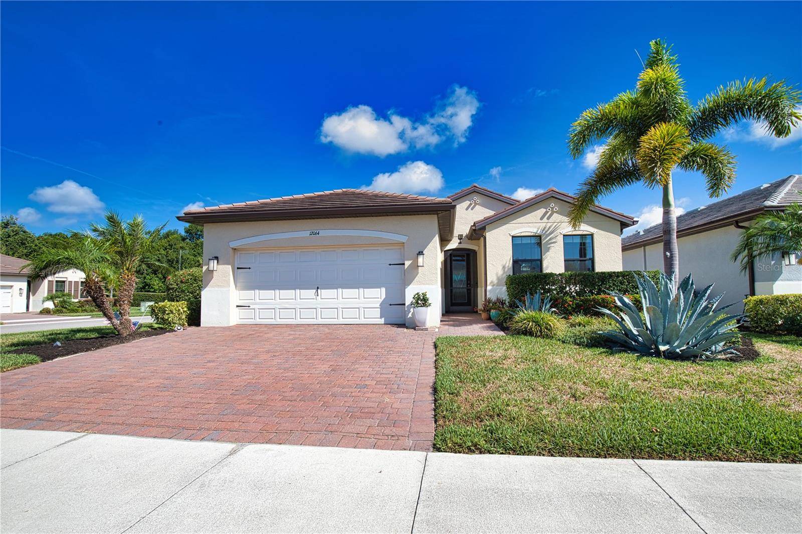 12064 BLAZING STAR DR, Venice, FL 34293