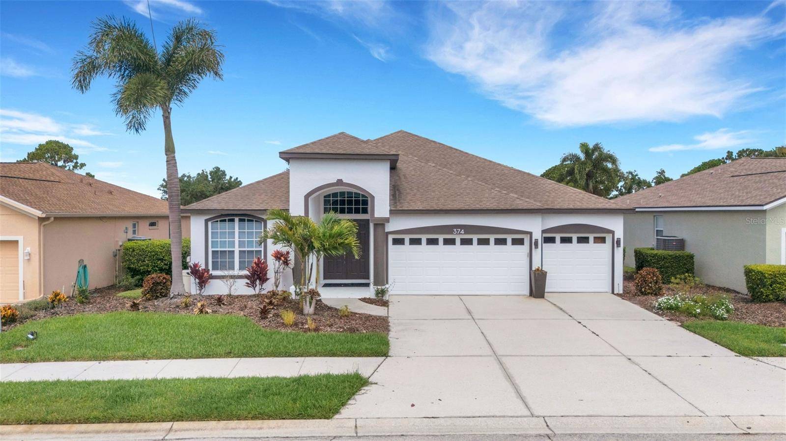 374 LONDONDERRY DR, Sarasota, FL 34240