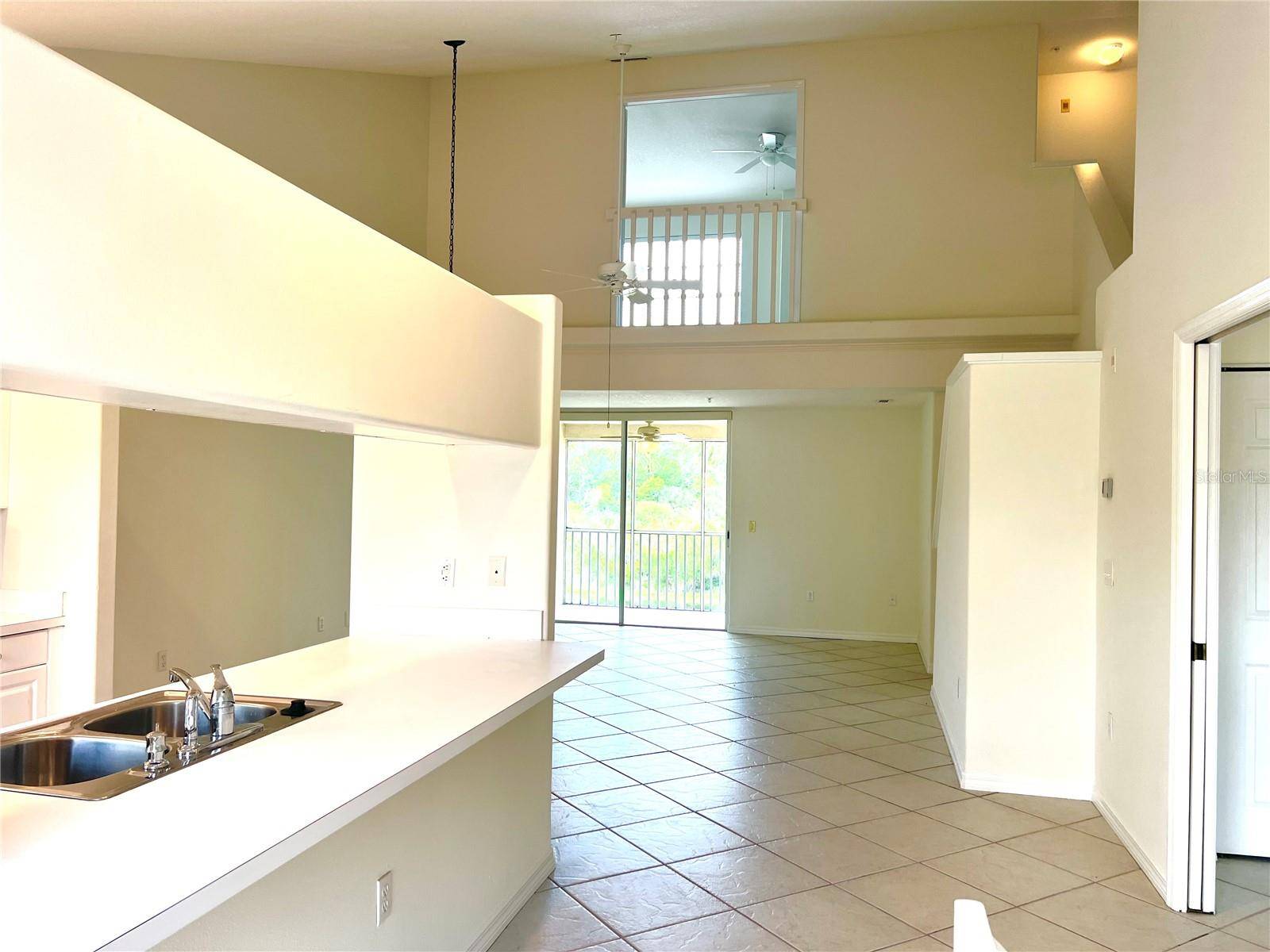 8370 WINGATE DR #726, Sarasota, FL 34238