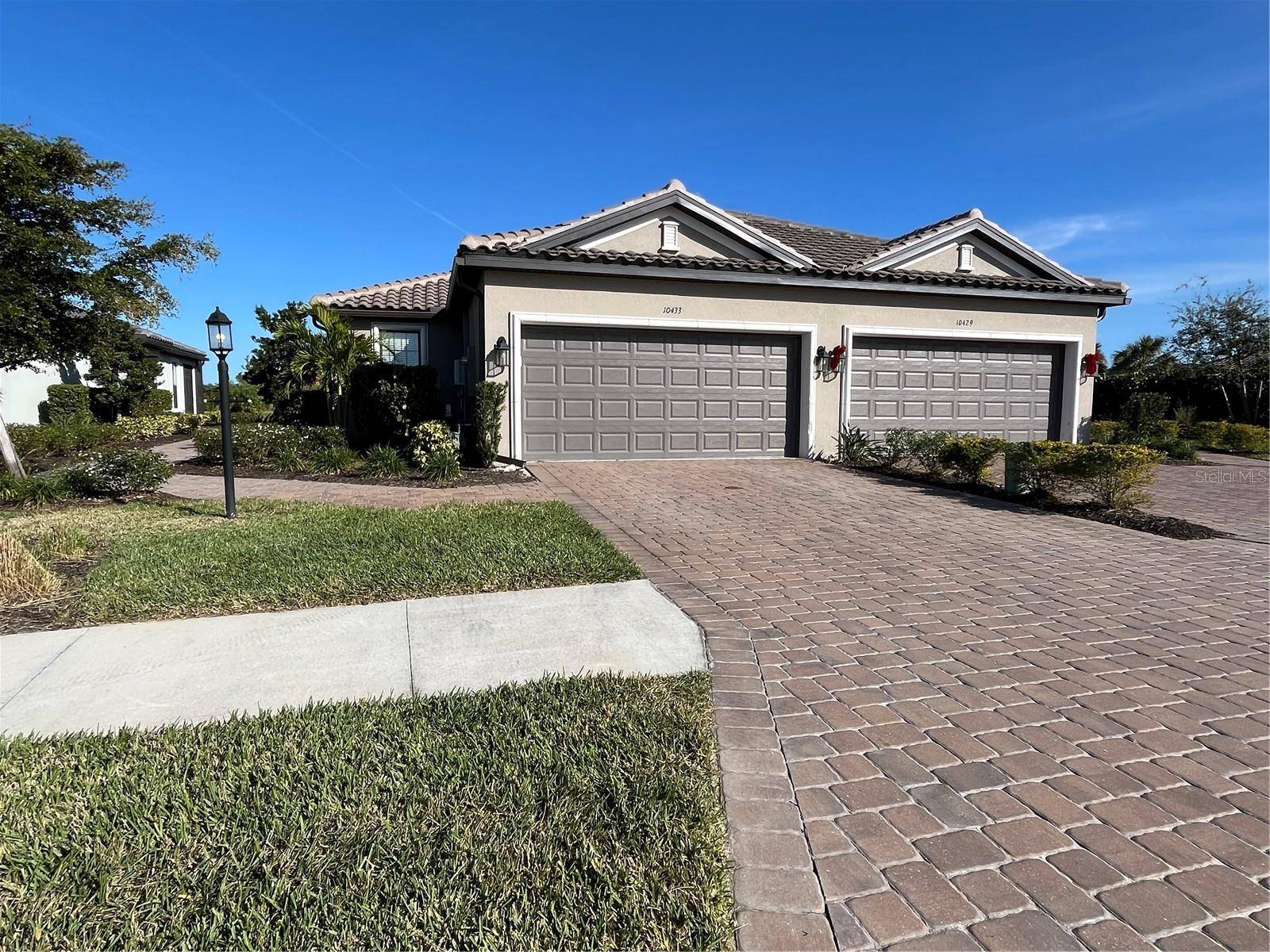 10433 MORNING MIST LN, Sarasota, FL 34241