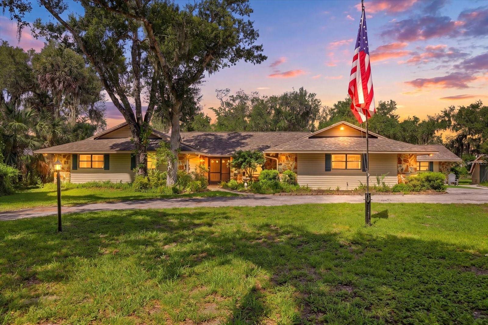 5850 VANDERIPE RD, Sarasota, FL 34241