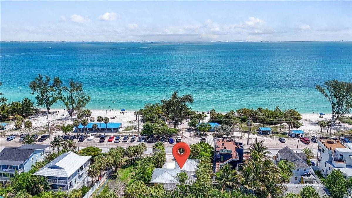 317 N BAY BLVD, Anna Maria, FL 34216