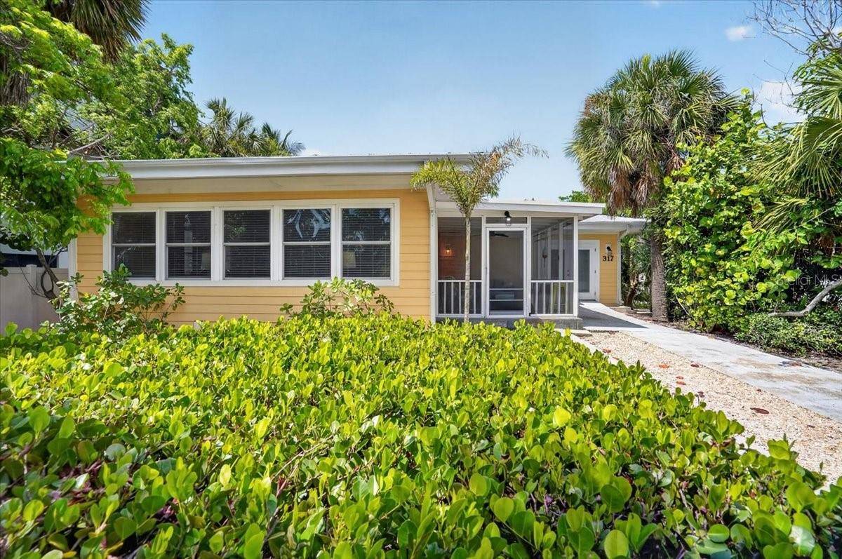 317 N BAY BLVD, Anna Maria, FL 34216