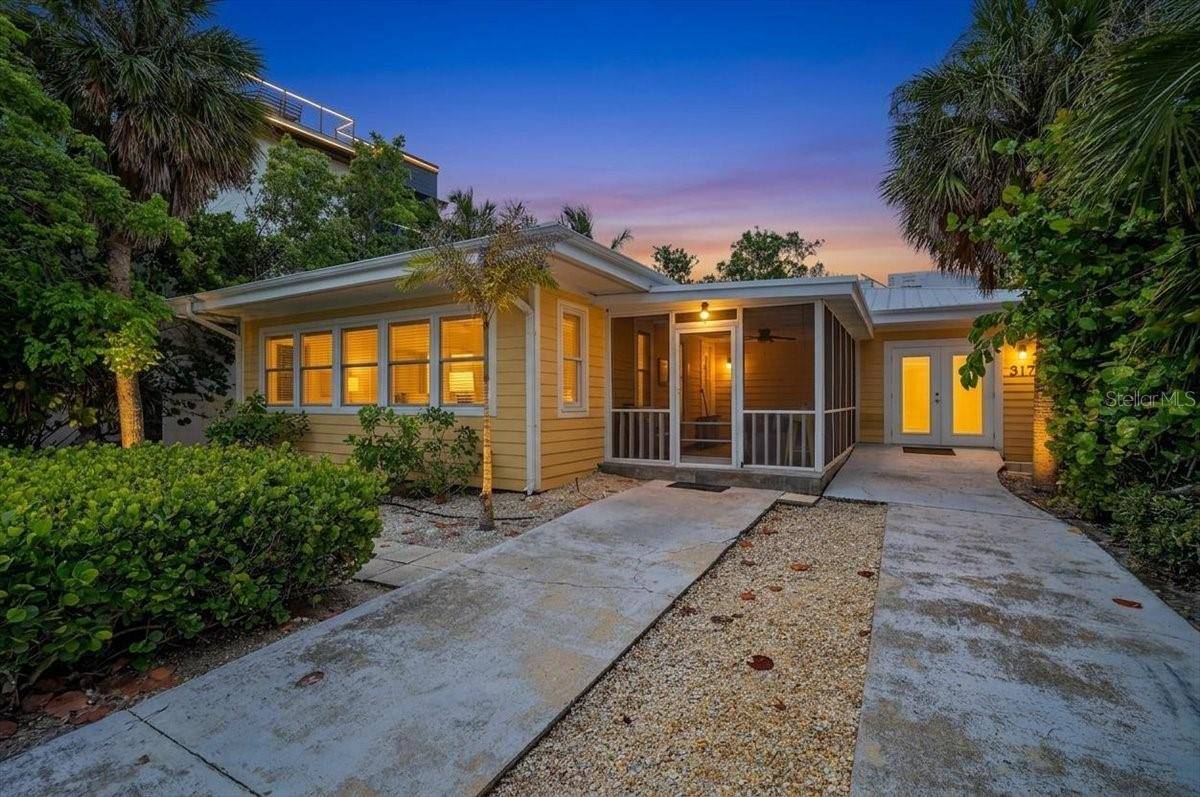 317 N BAY BLVD, Anna Maria, FL 34216