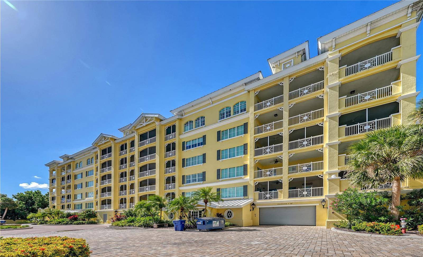 1308 OLD STICKNEY POINT RD #W32, Sarasota, FL 34242