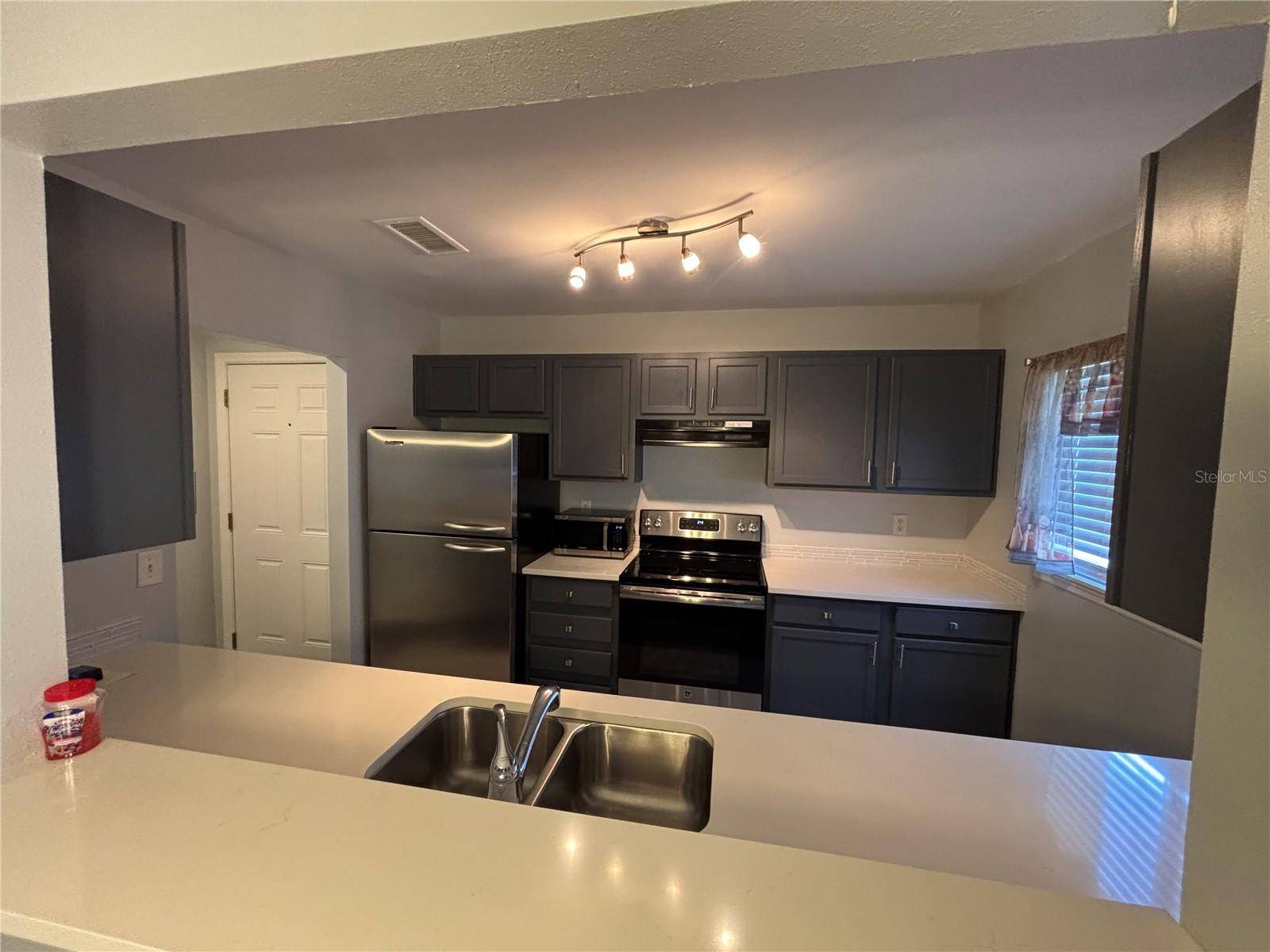 1968 TOUCAN WAY #1404, Sarasota, FL 34232