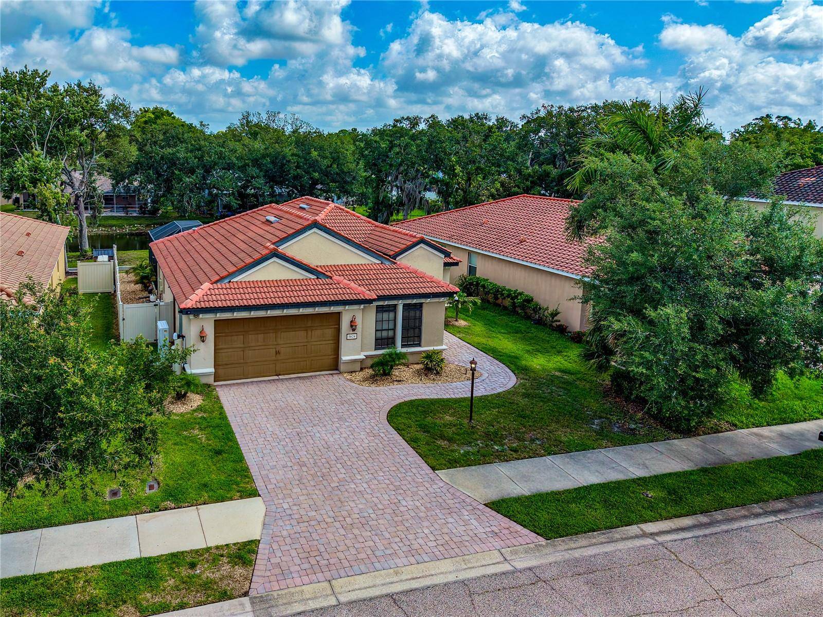 5624 AARON CT, Sarasota, FL 34232
