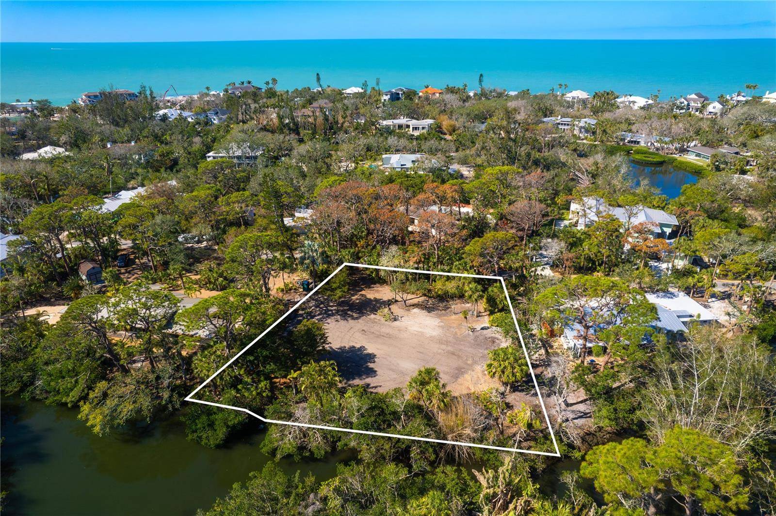 7219 PINE NEEDLE RD, Sarasota, FL 34242