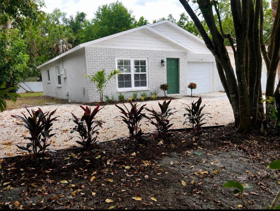 2542 22ND ST, Sarasota, FL 34234