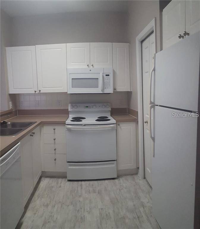 5152 NORTHRIDGE RD #204, Sarasota, FL 34238