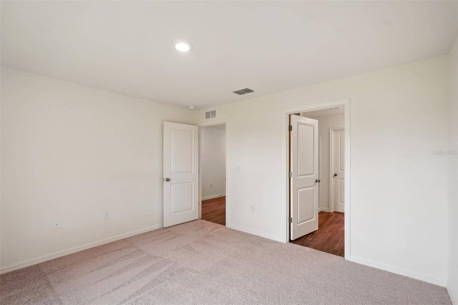 15477 DUSKY SPARROW RD, Weeki Wachee, FL 34614