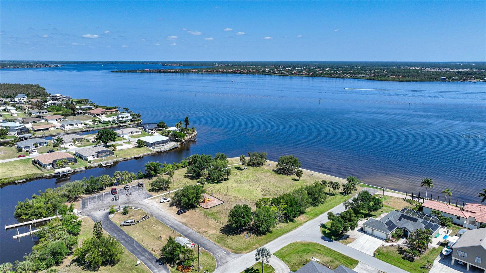 12121 SNOW BIRD AVE, Port Charlotte, FL 33981